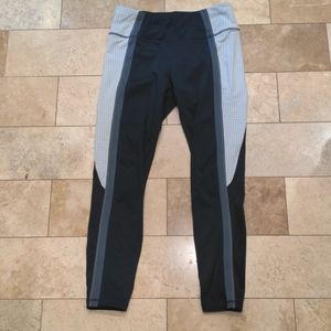 Athleta long leggings, blue w white stripe, siE medium